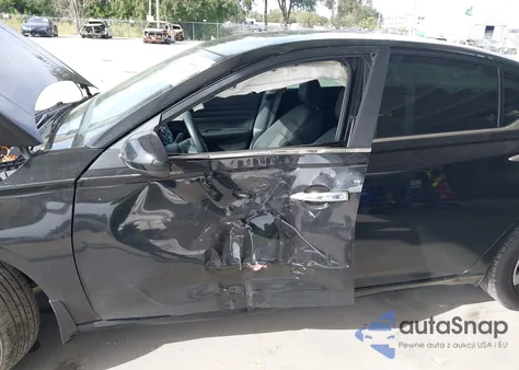 2019 Nissan Altima 2.5 S z USA, uszkodzony, nr VIN 1N4BL4BVXKC115664